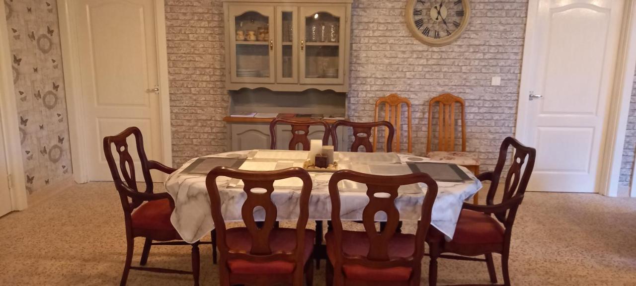 Вилла Butterflies Rest Draperstown Экстерьер фото