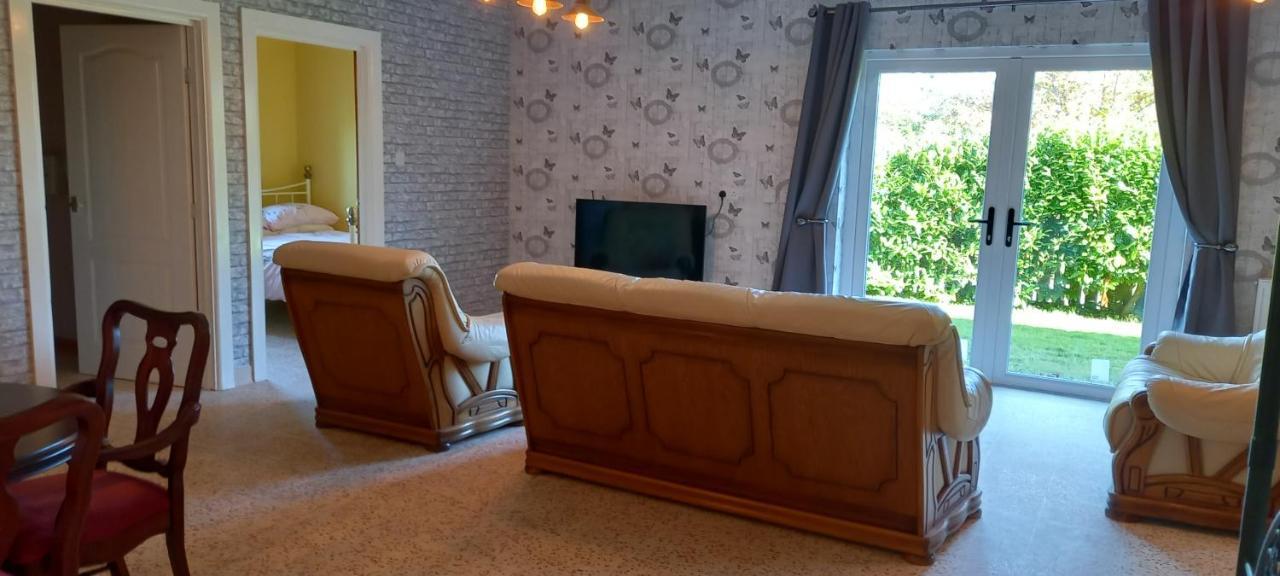 Вилла Butterflies Rest Draperstown Экстерьер фото